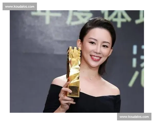 潘晓婷比赛服饰意外引热议 内裤痕迹成焦点引发讨论