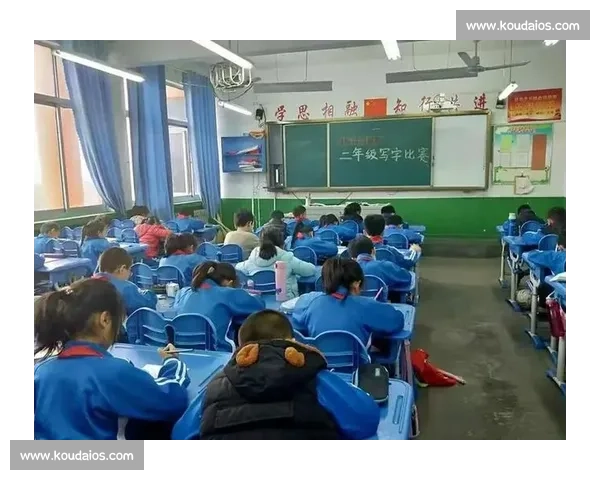 激情挥洒在黑板上2026年全国中学生黑板字大赛精彩纷呈